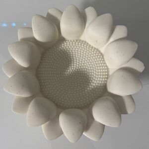 Bath & Body Works 3-wick Sunflower Candle Holder